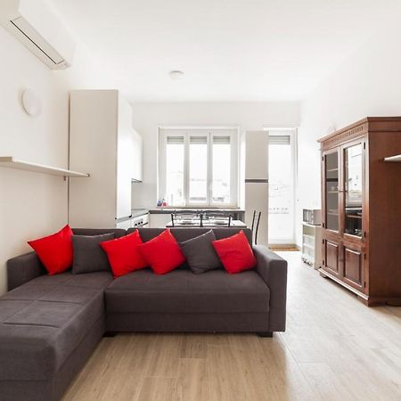 Sant'Ambrogio Bright Apartment With Terrace Μιλάνο Εξωτερικό φωτογραφία