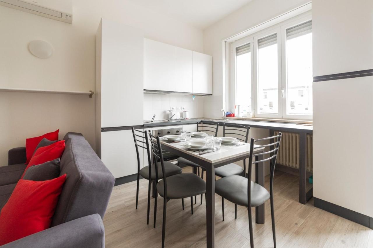 Sant'Ambrogio Bright Apartment With Terrace Μιλάνο Εξωτερικό φωτογραφία