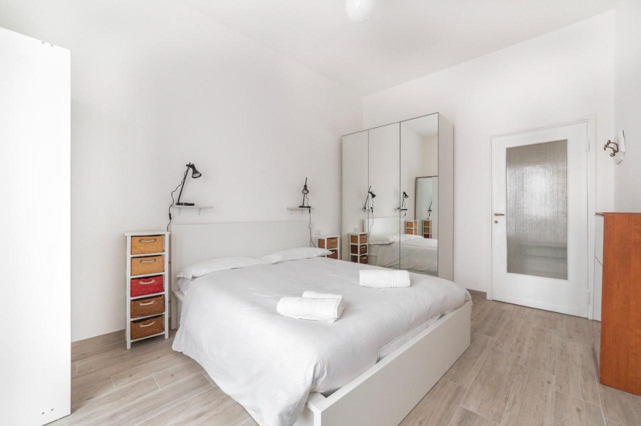Sant'Ambrogio Bright Apartment With Terrace Μιλάνο Εξωτερικό φωτογραφία